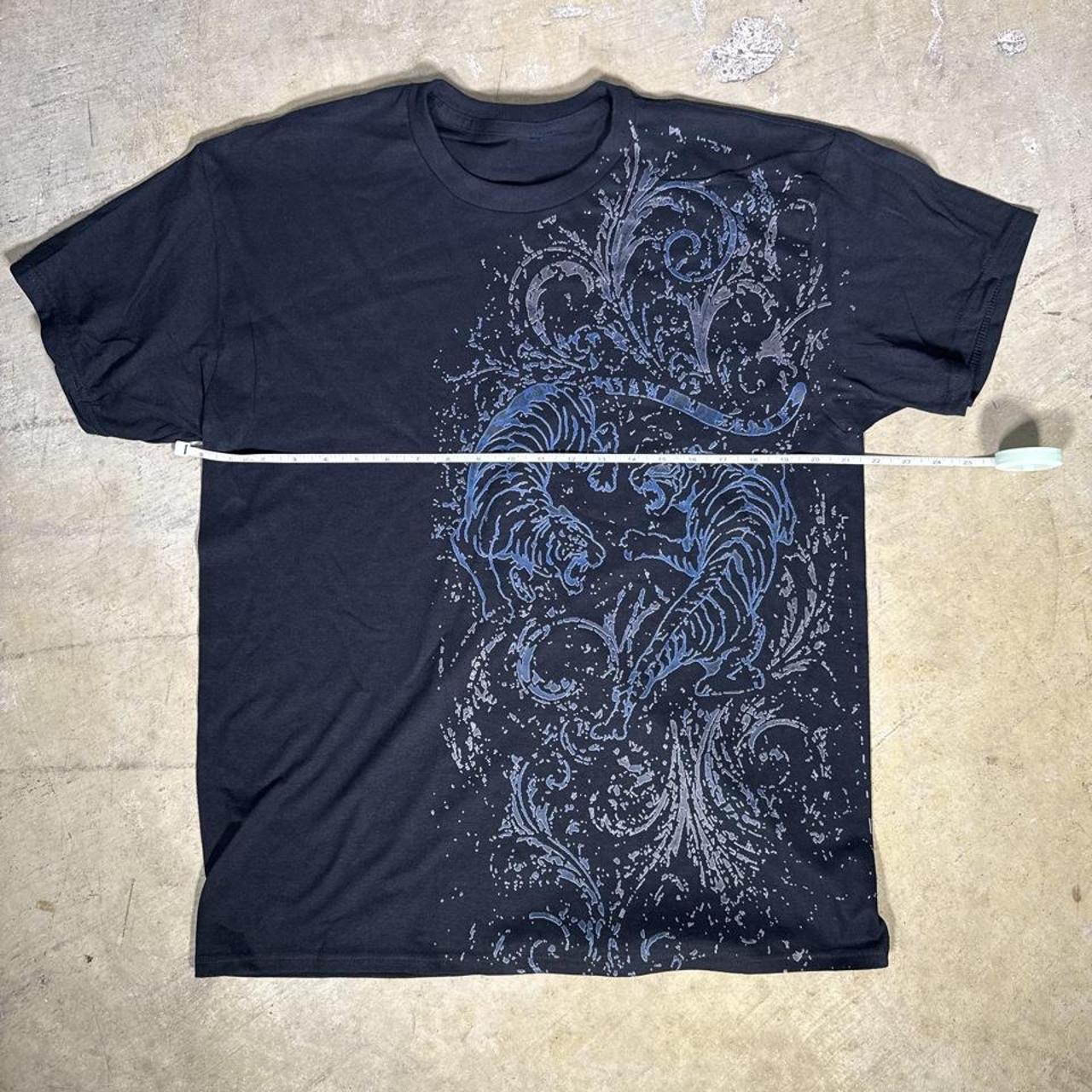 Signature T-Shirt