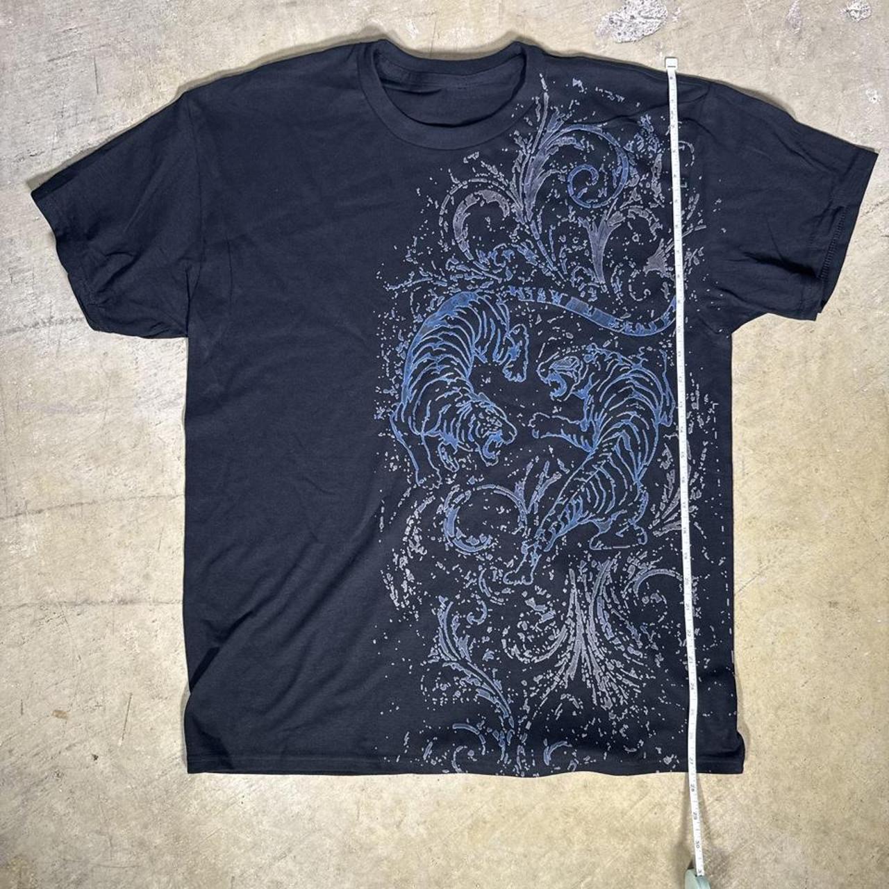 Signature T-Shirt