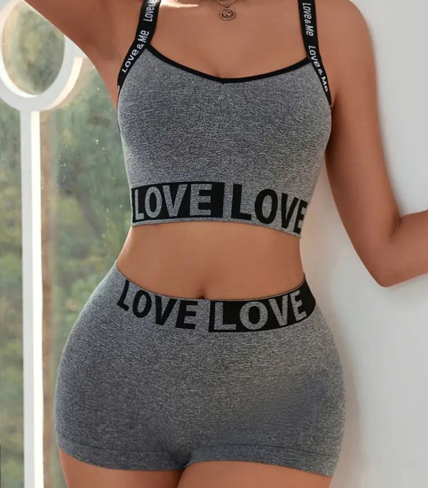 Chic Gray Seamless Strappy Bra and Contrast Waistband Shorts Set