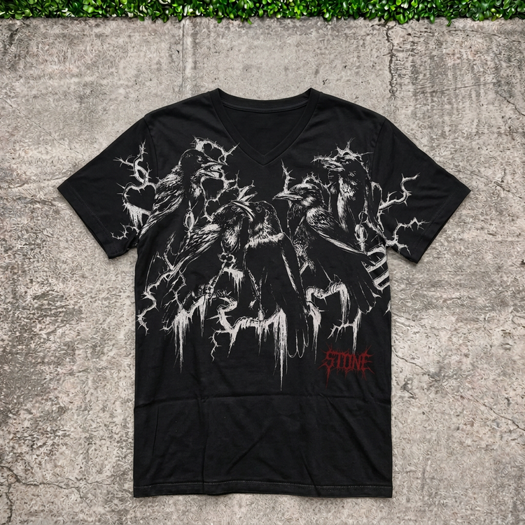 Raven Thorn men’s V-neck